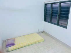 Room offered in Seksyen 19, petaling jaya Selangor Malaysia for RM480 p/m