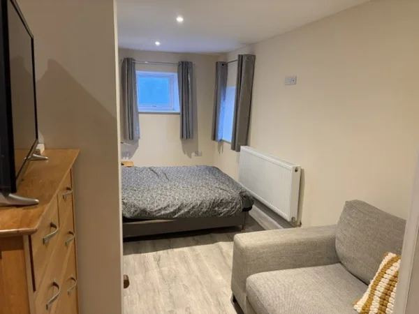 Family house offered in Carmarthen Wales United Kingdom for £35 p/n /familyhouse-for-rent/detail/6566/family-house-carmarthen-price-35-p-n
